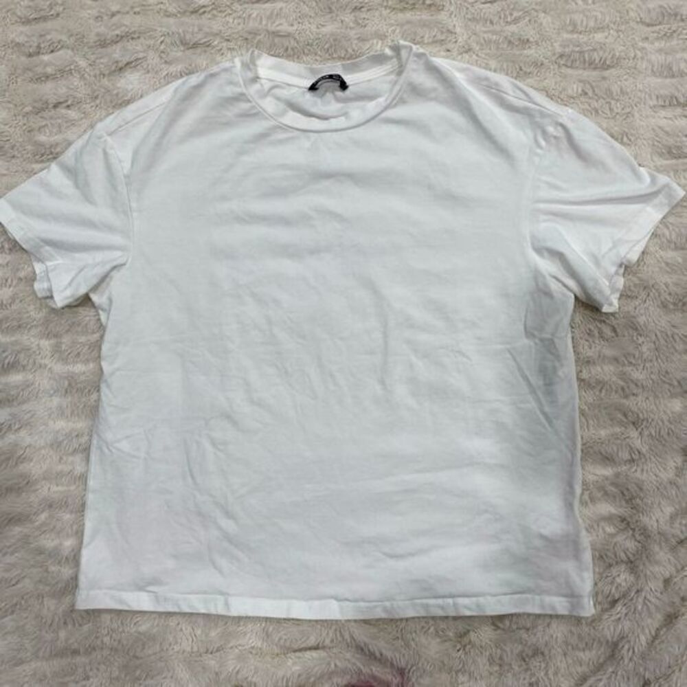 Shein Basic Stretch White Tee